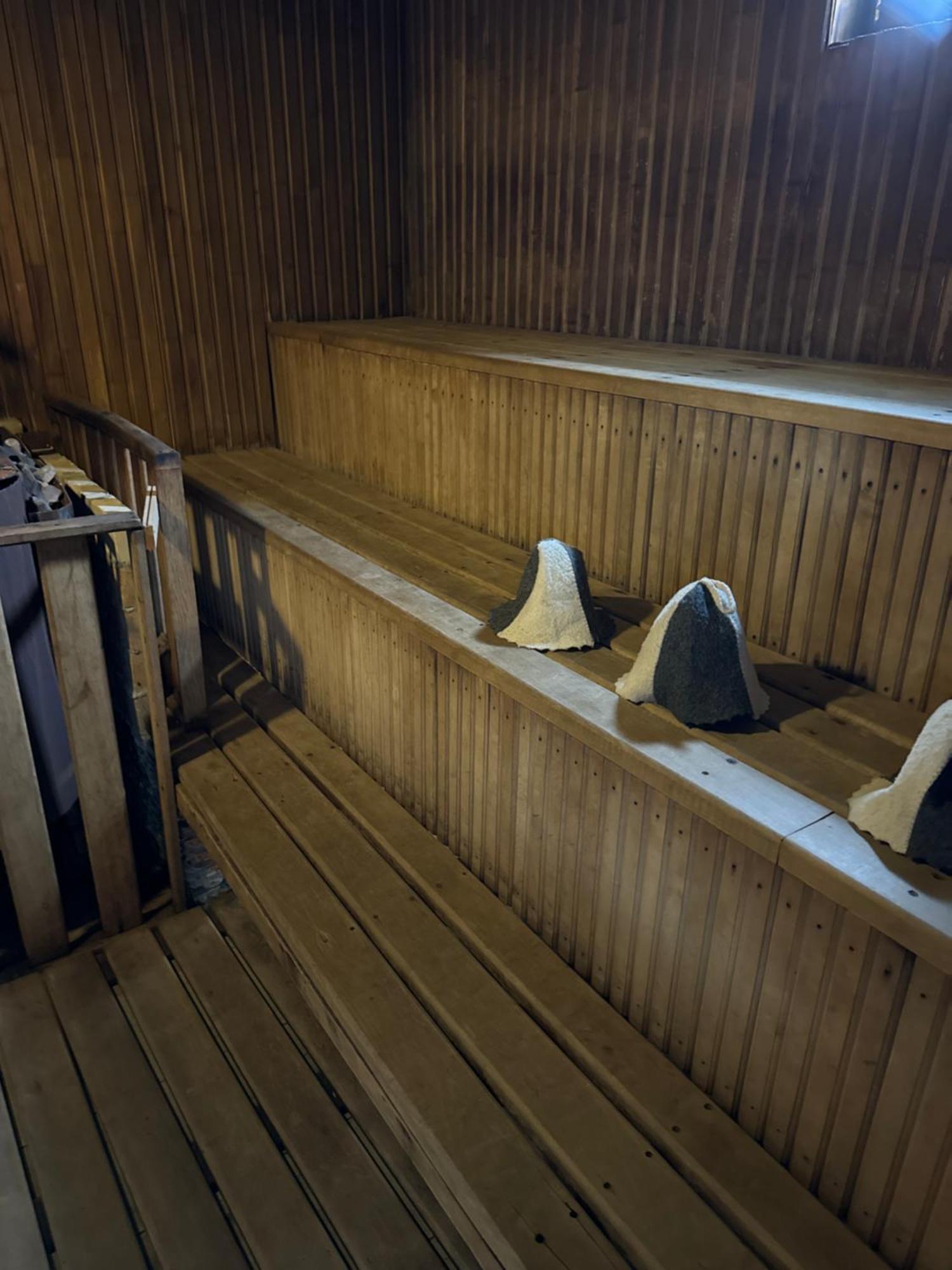 Hotel Еліт Svalyava Esterno foto