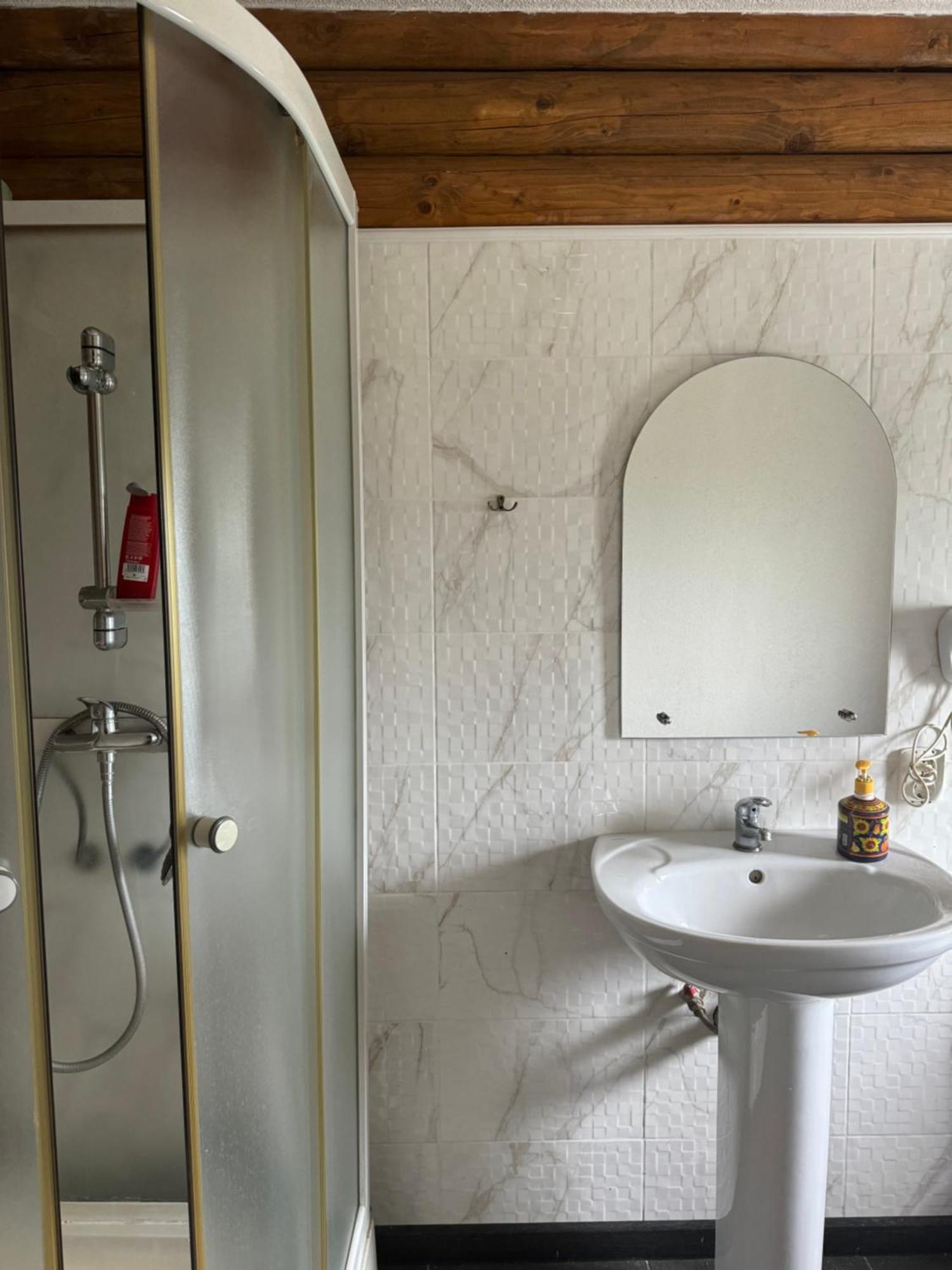 Hotel Еліт Svalyava Esterno foto