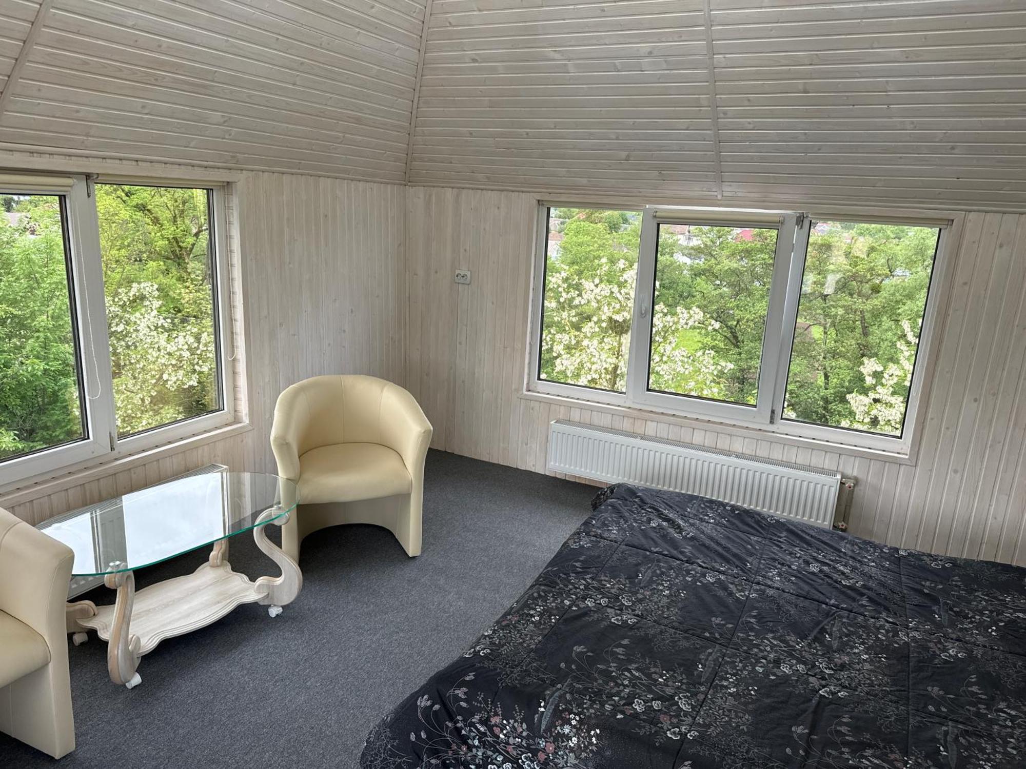 Hotel Еліт Svalyava Esterno foto